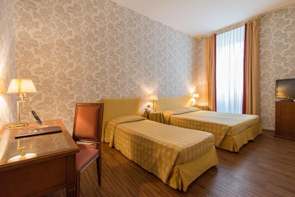 Posta 3* Trieste